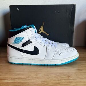 Jordan 1 mid laser blue